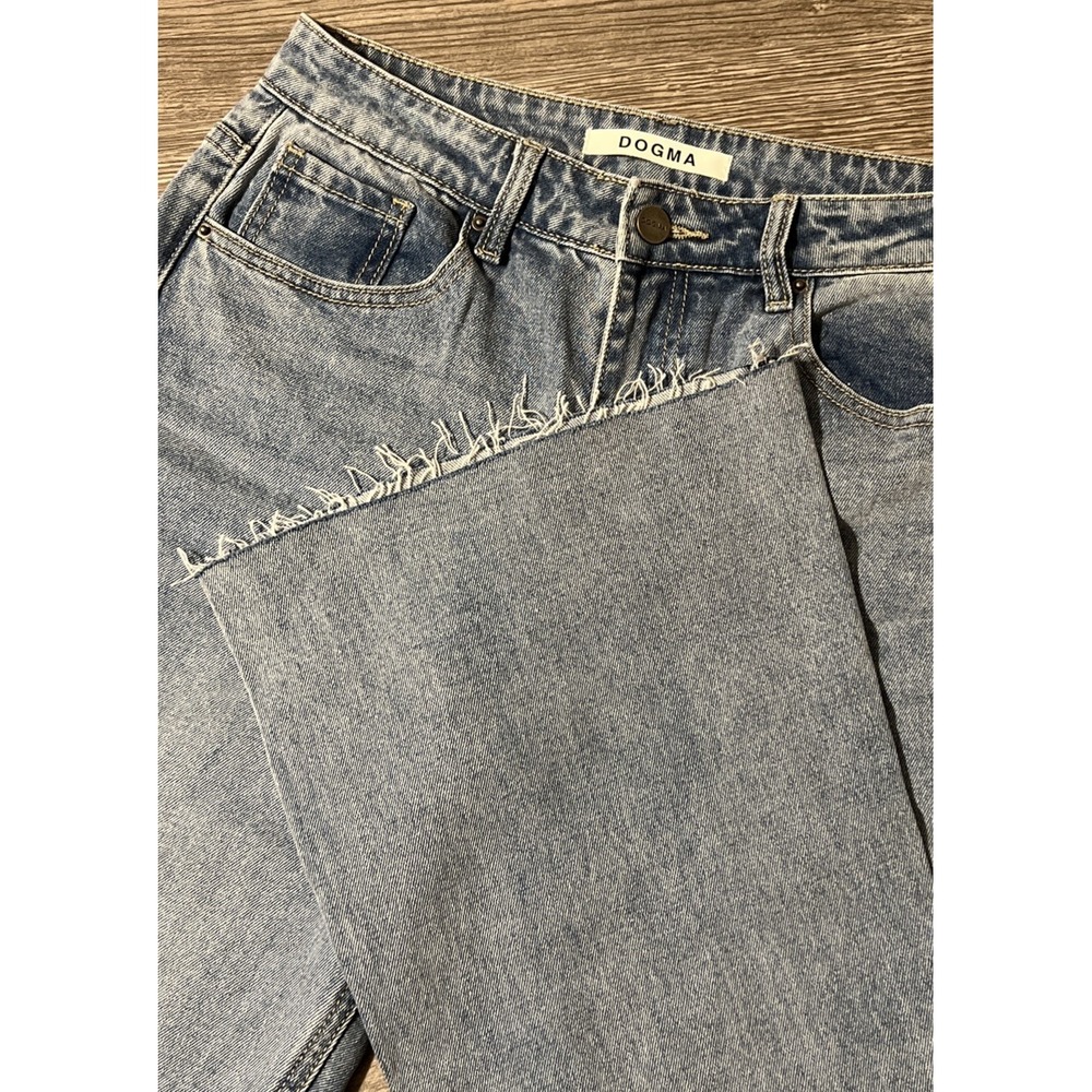 DOGMA Women's High Waisted Distressed Raw Hem Flare Leg Jeans Size 7 (29x31)